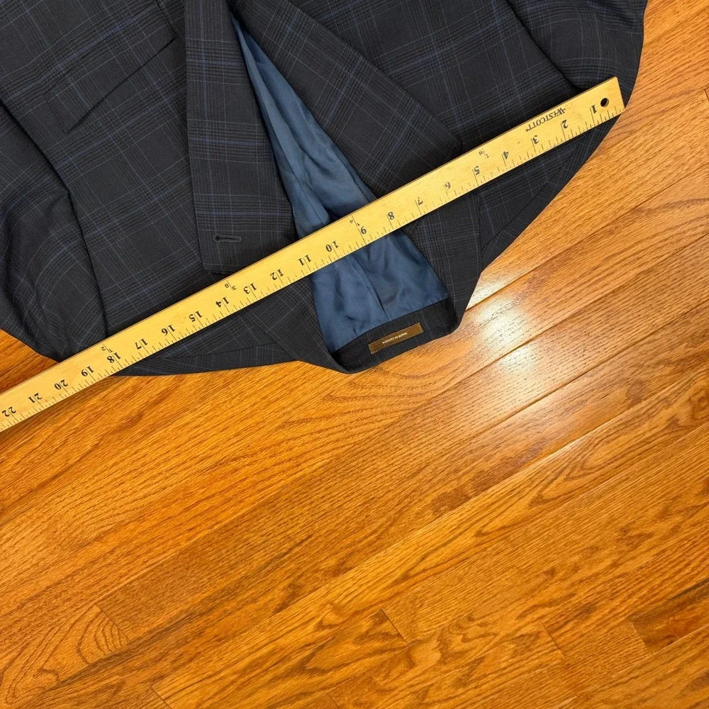 Peter Millar Sport Coat Mens 40R Wool Navy Blue Plaid Blazer Jacket 3 Button